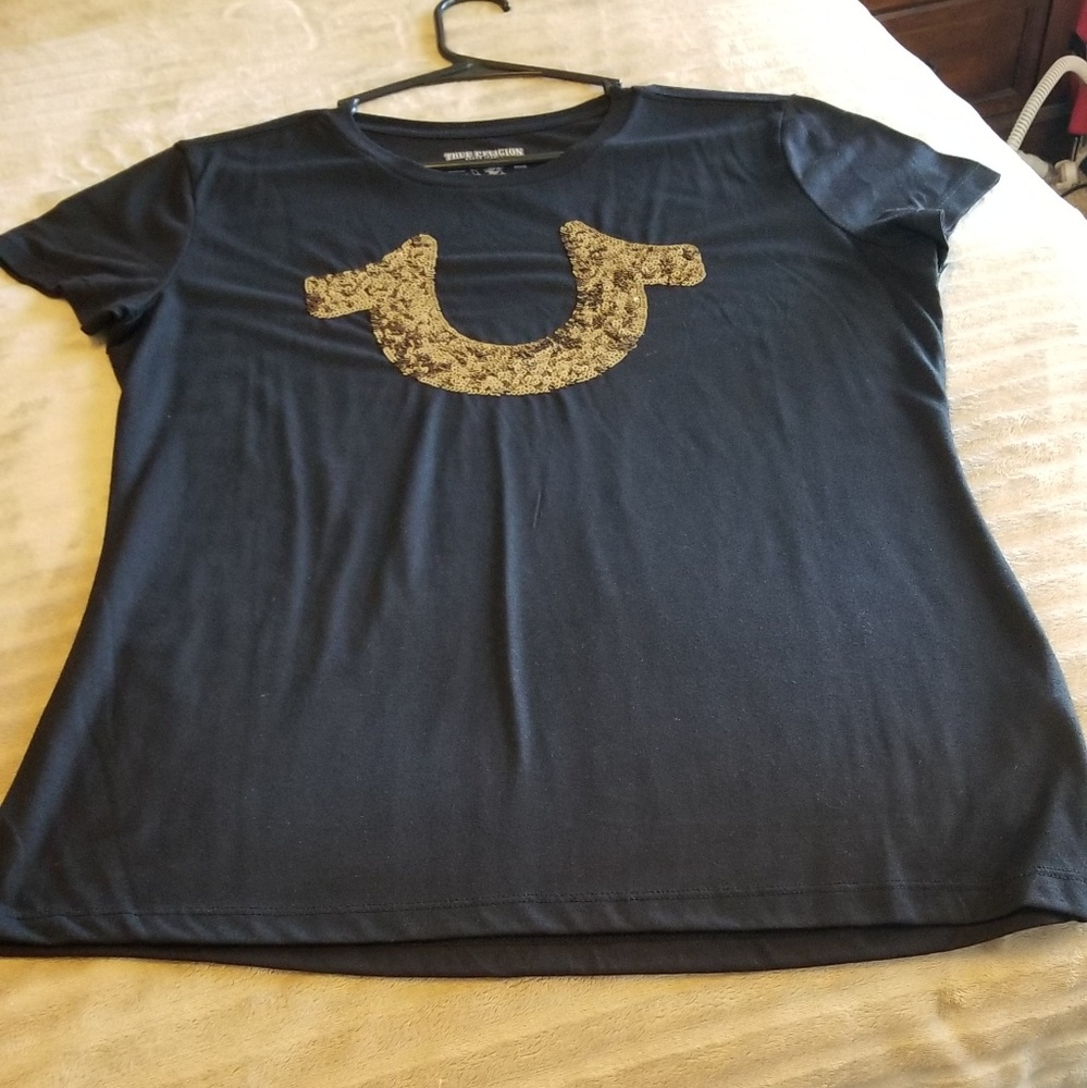 True Religion tee